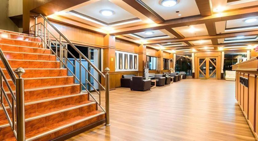 B2 Chiang Rai Night Bazaar Boutique & Budget Hotel Exterior foto